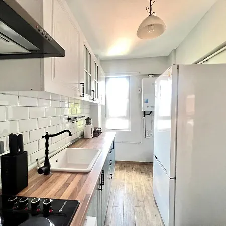 Lejlighed Stylish Cihangir 2br, 3ac, Lift, Building Terrace Istanbul