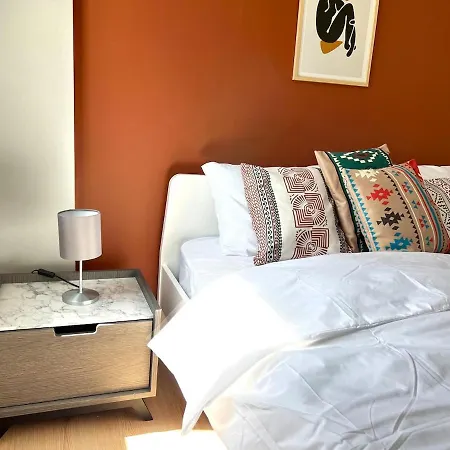 Lejlighed Stylish Cihangir 2br, 3ac, Lift, Building Terrace *