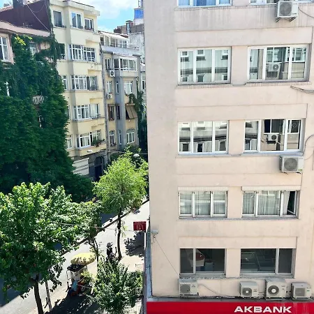 Stylish Cihangir 2br, 3ac, Lift, Building Terrace *