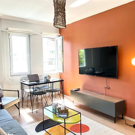 Lejlighed Stylish Cihangir 2br, 3ac, Lift, Building Terrace Istanbul